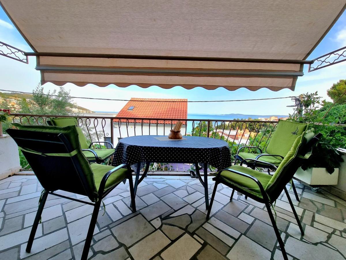 Villa Green Трогир Екстериор снимка