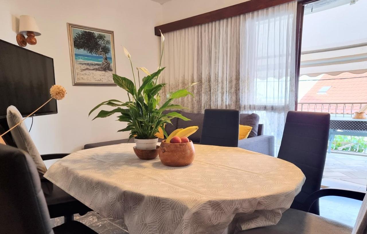 Villa Green Трогир Екстериор снимка