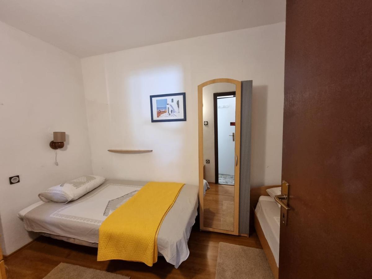 Villa Green Трогир Екстериор снимка