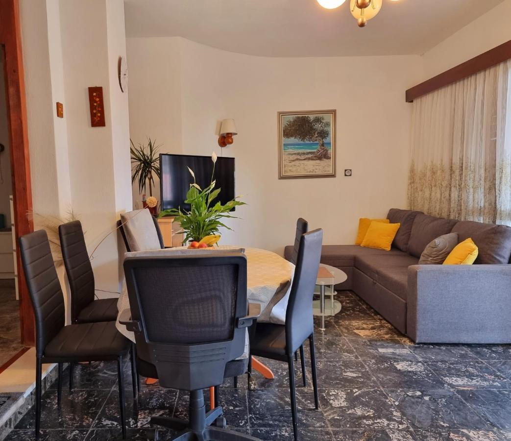 Villa Green Трогир Екстериор снимка